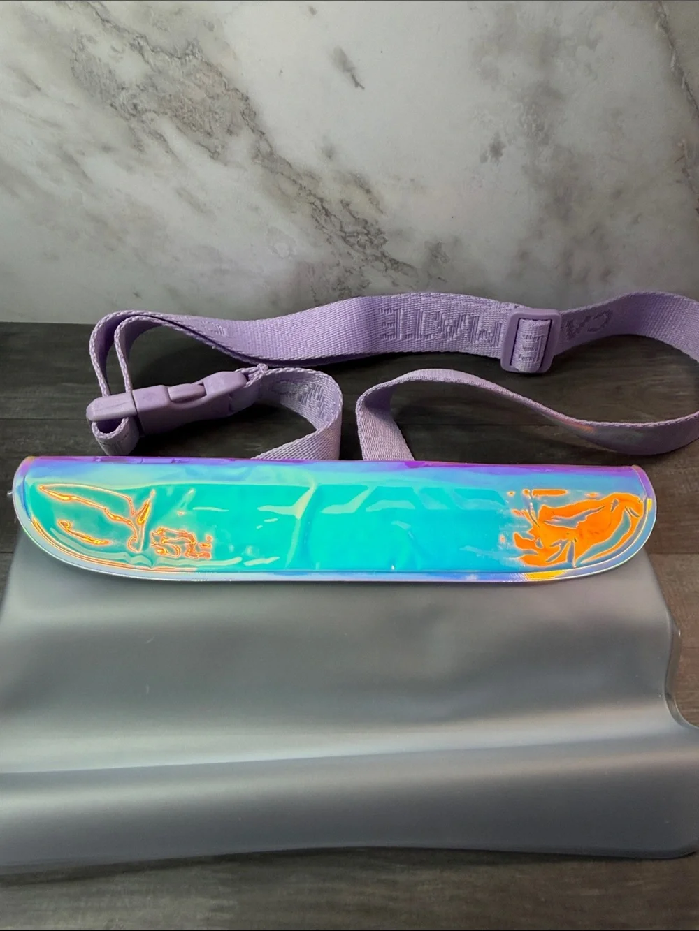 case-mate Iridescent Lavender Waterproof Phone Belt Bag